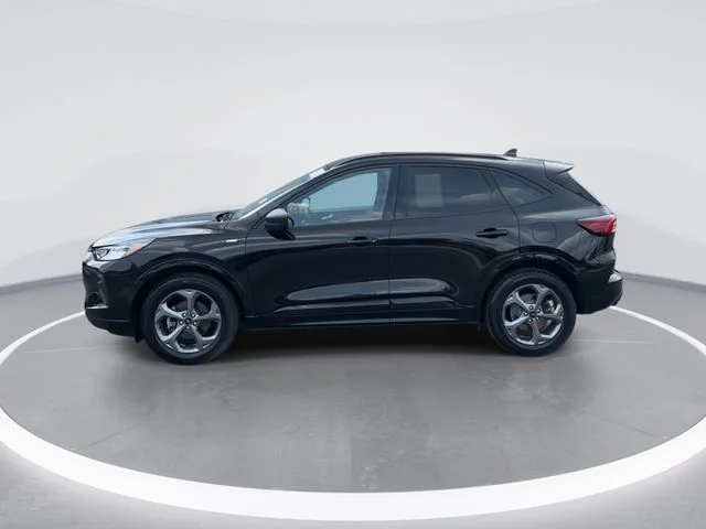 Used 2023 Black Ford ST-Line image 4