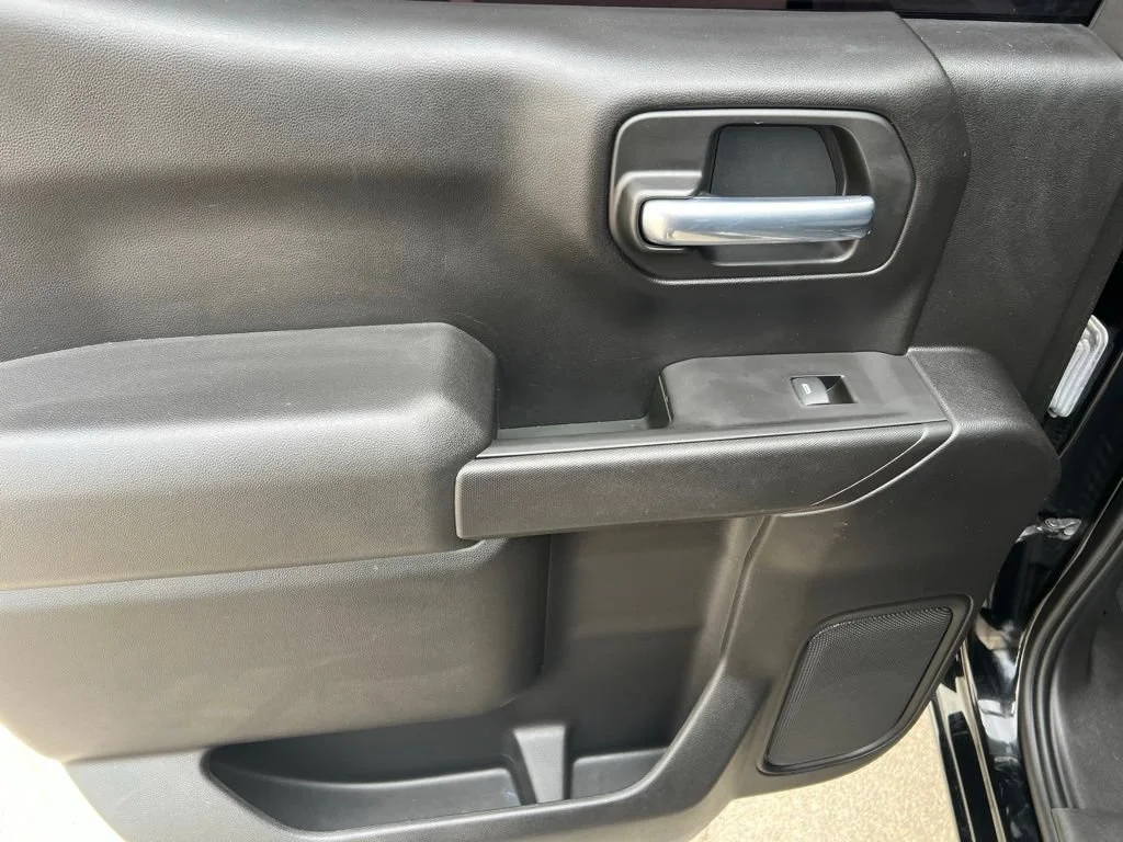 Used 2021 Black Chevrolet LT image 18