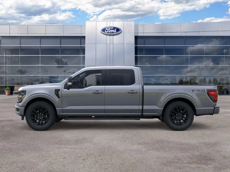 New 2026 Carbonized Gray Metallic Ford XLT image 3