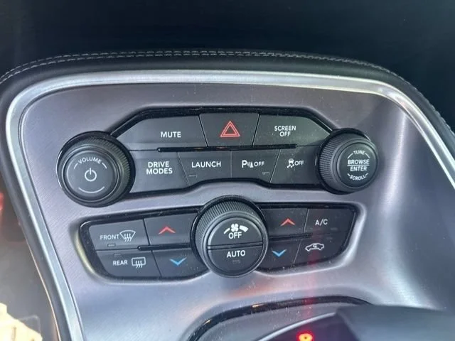 Used 2019 White Knuckle Clearcoat Dodge R/T Scat Pack image 22