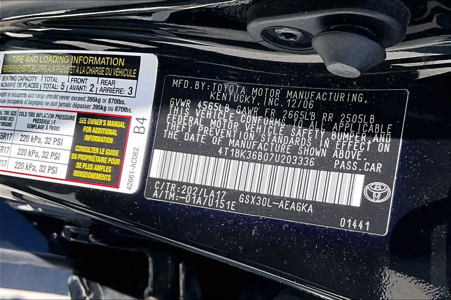 Used 2007 Black Toyota XLS image 32