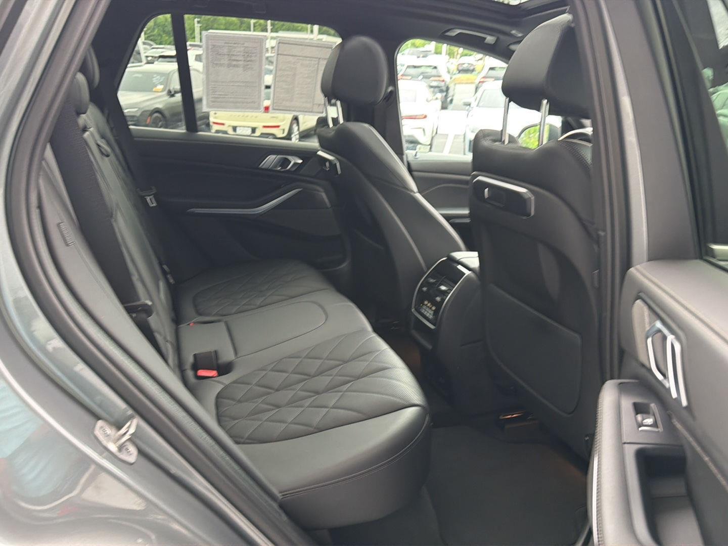 Used 2024 Skyscraper Grey Metallic BMW sDrive40i image 13