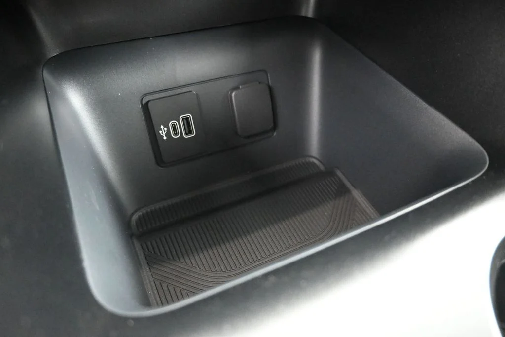 New 2026 Agate Black Metallic Ford Active image 17