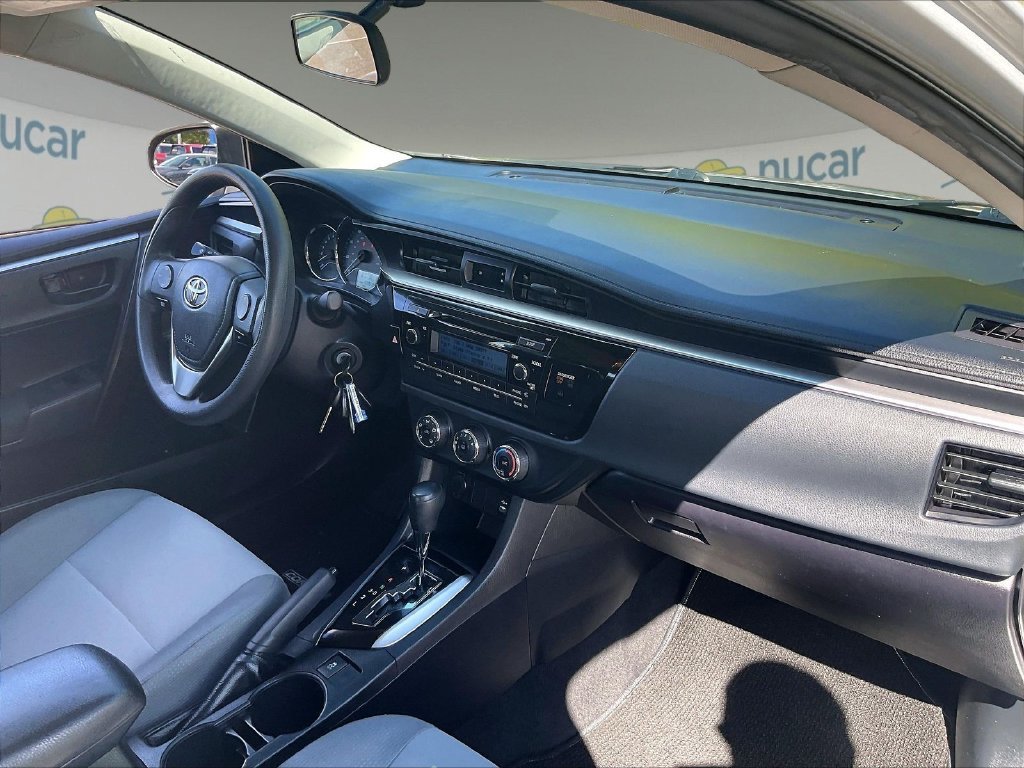 Used 2015 Silver Toyota L image 14