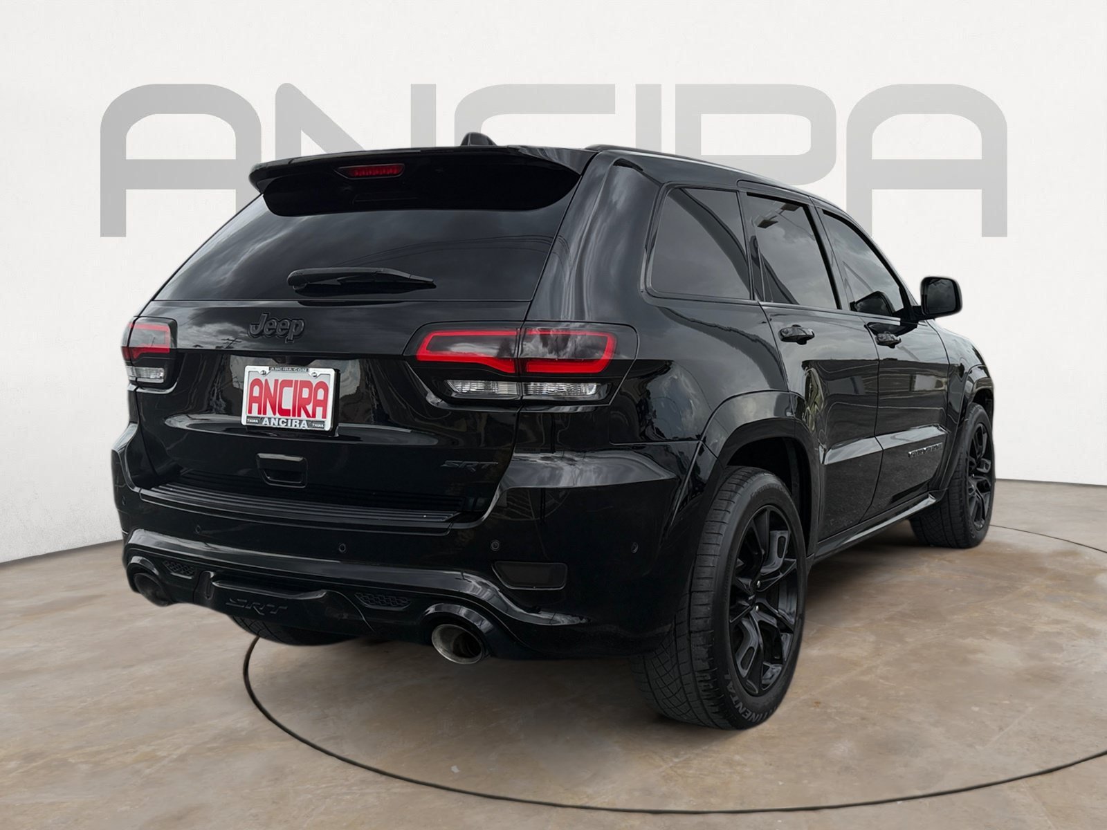 Used 2017 Diamond Black Jeep SRT image 7