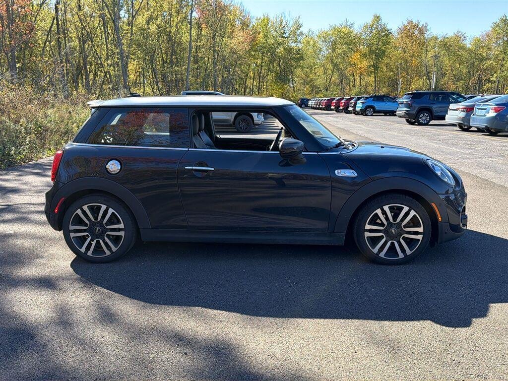 Used 2021 MINI Yours Enigmatic Black Metallic MINI Cooper S image 7