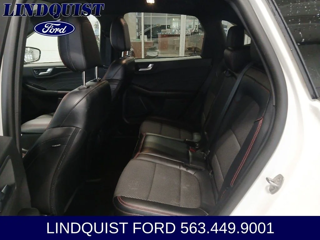 Used 2023 White Metallic Ford ST-Line image 10