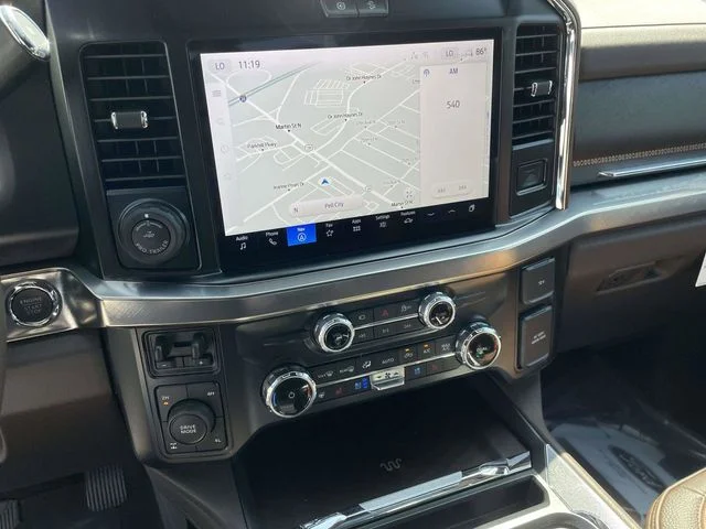 New 2026 Agate Black Metallic Ford King Ranch image 6