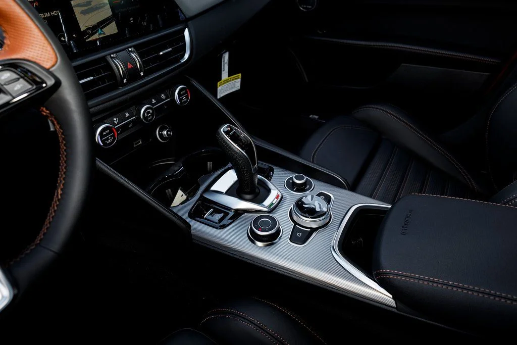 2025 Alfa Romeo Giulia Intensa - Photo 19