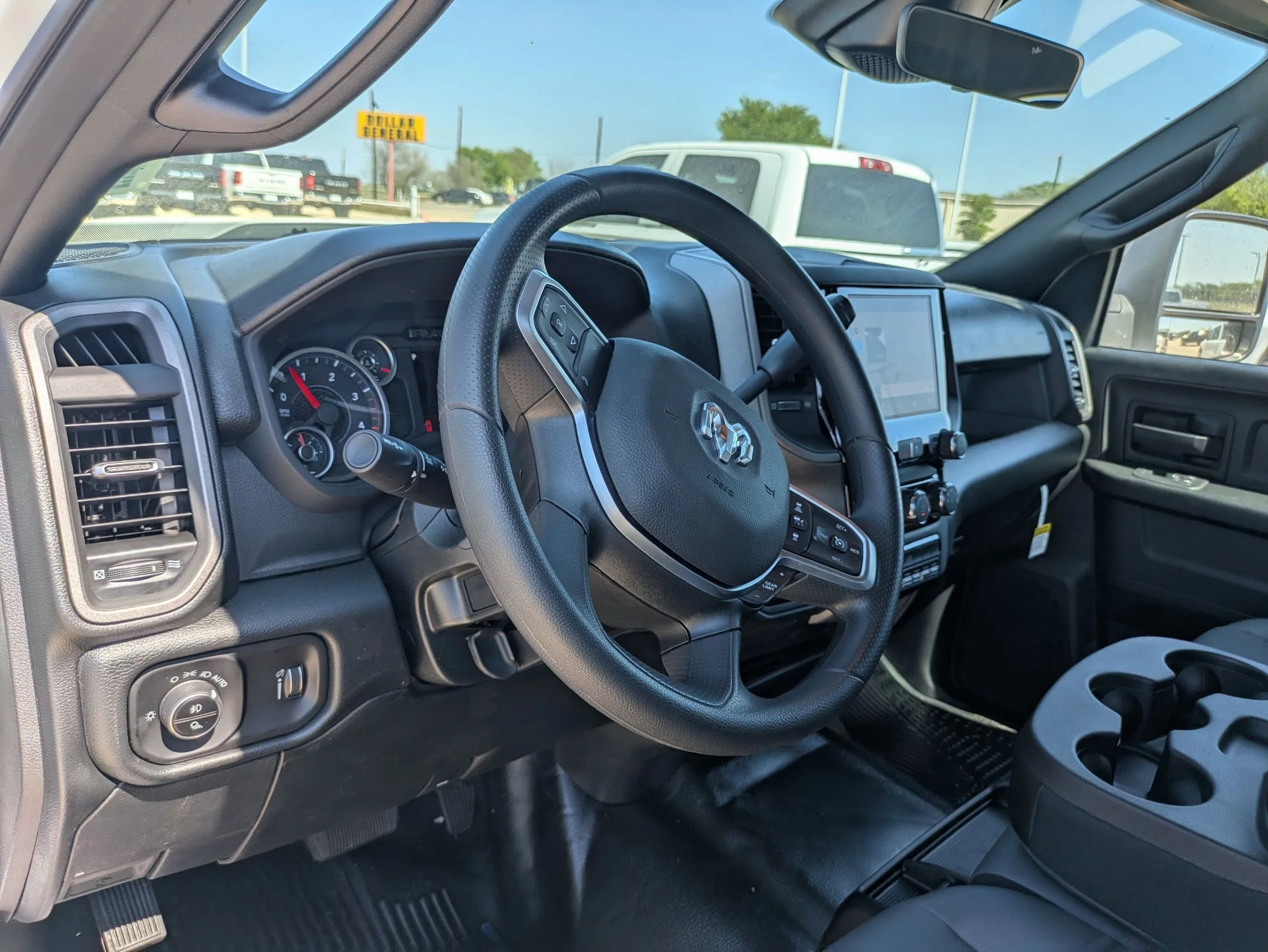 New 2026 Bright White Clearcoat RAM Tradesman image 11