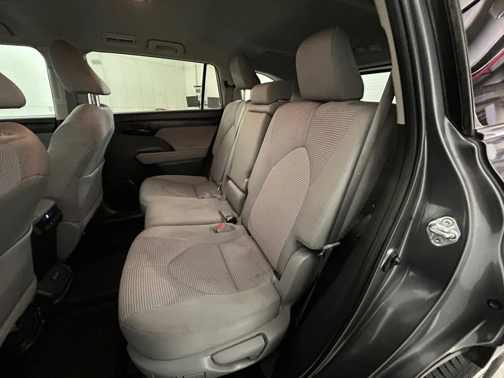 Used 2022 Gray Toyota LE image 19