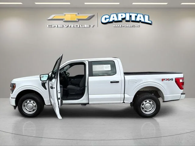 Used 2023 White Ford XL image 9