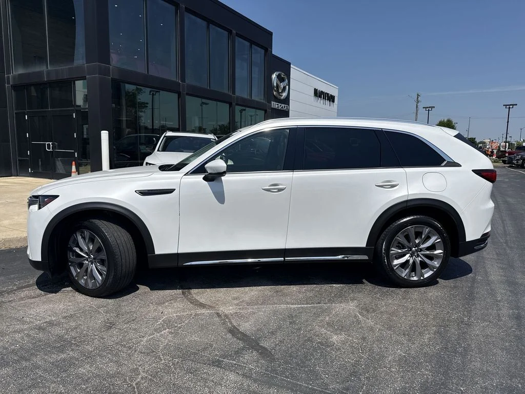 Used 2024 White Mazda 3.3 Turbo Premium image 8