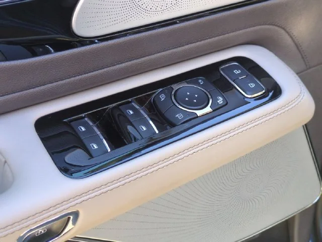 Used 2021 Blue Lincoln Reserve image 13