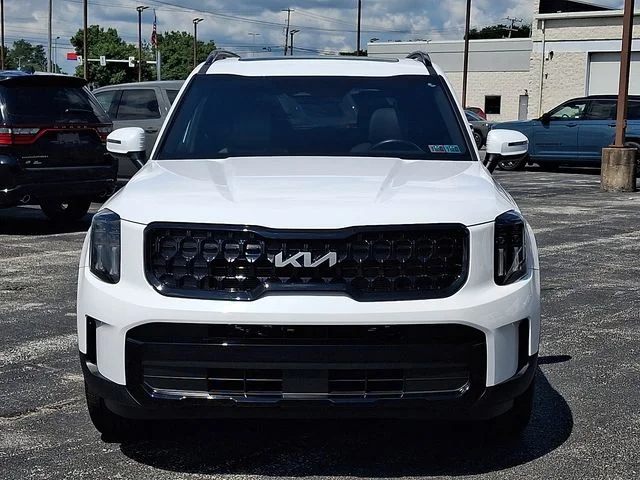 Used 2024 White Kia EX X-Line AWD image 7