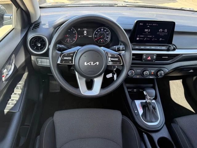 Used 2023 Black Kia LXS image 25