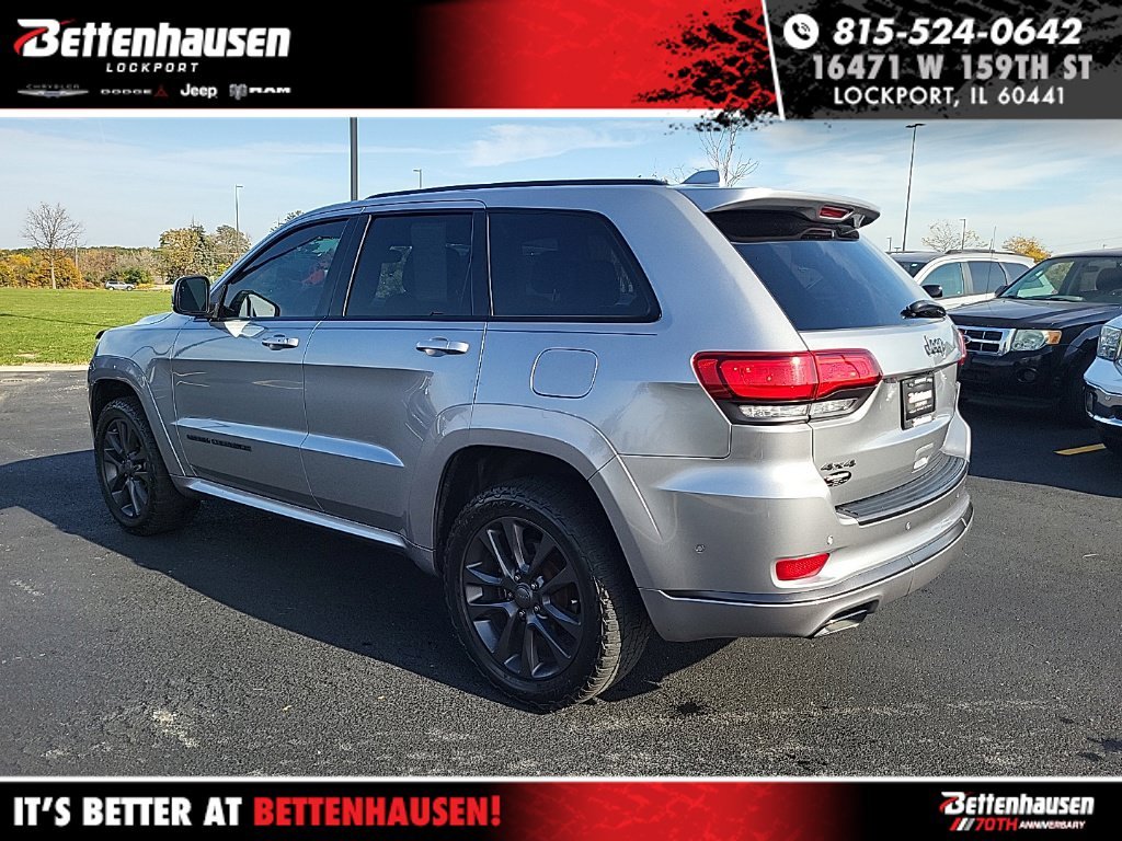 Used 2018 Silver Jeep High Altitude image 3