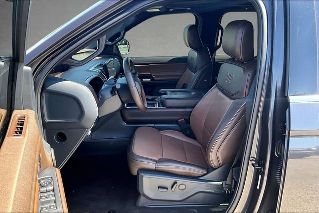 Used 2025 Gray Ford King Ranch image 22
