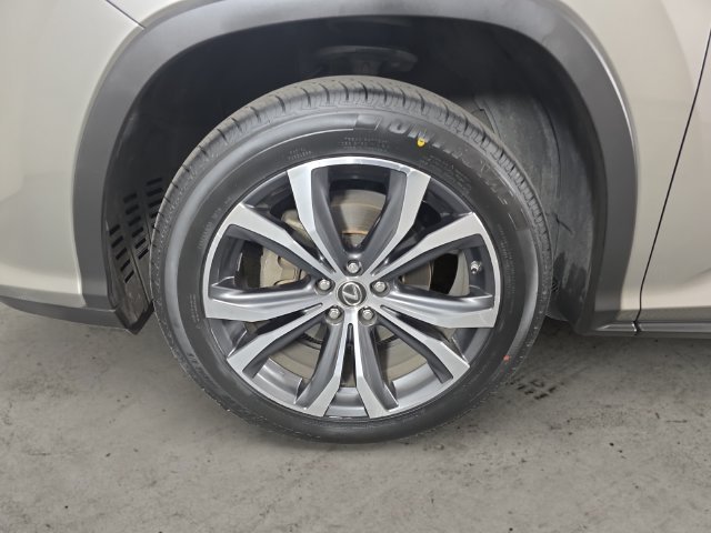 Used 2018 Silver Lexus 350L image 9
