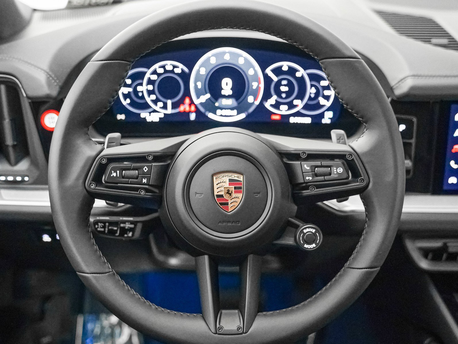 2026 Porsche Cayenne Coup E-Hybrid - Photo 17