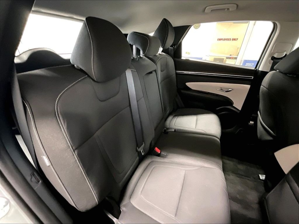 Used 2024 Silver Hyundai SE image 16