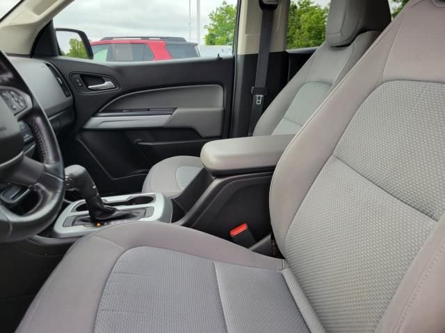 Used 2016 Gray Chevrolet LT image 19