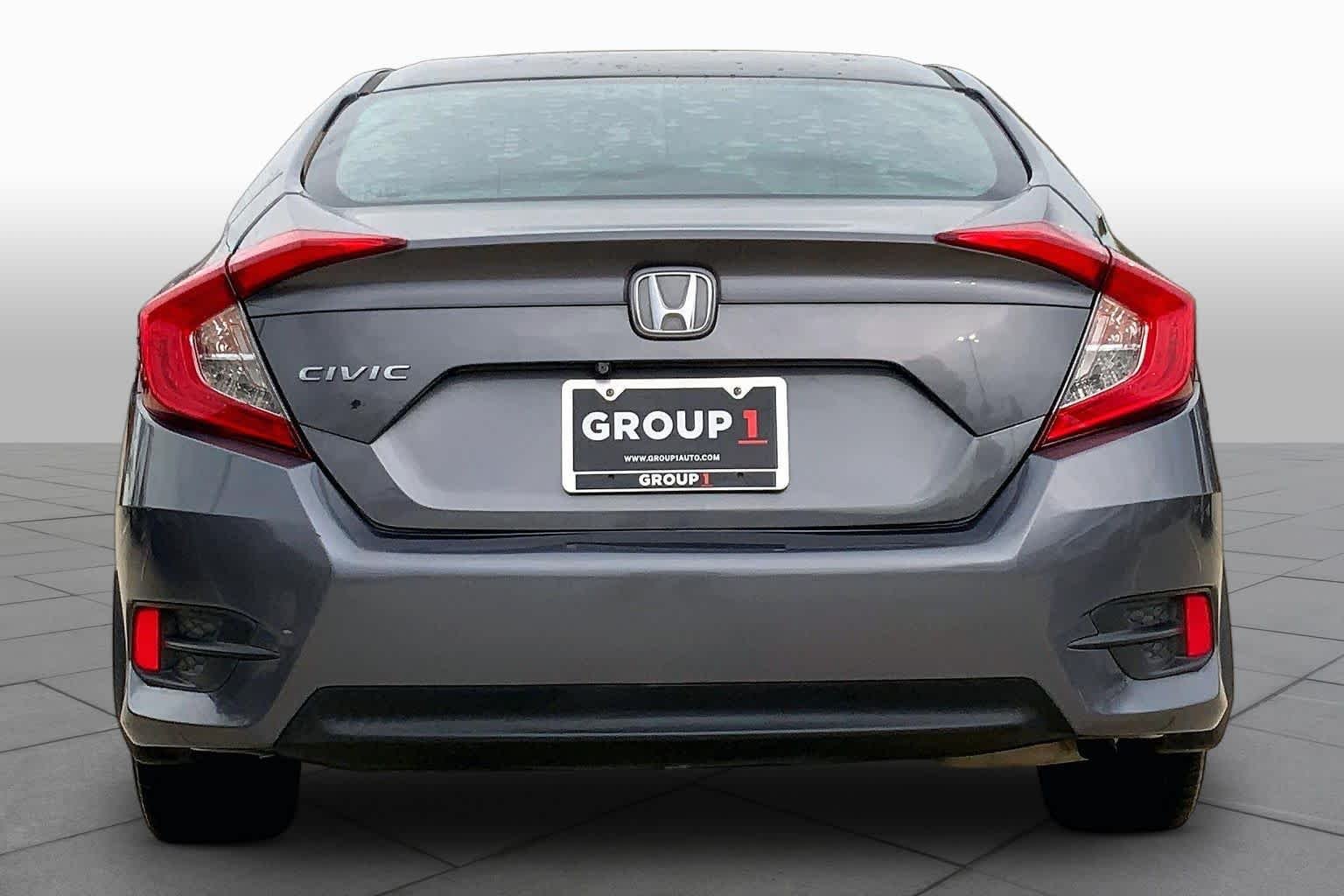 Used 2016  Honda LX image 5