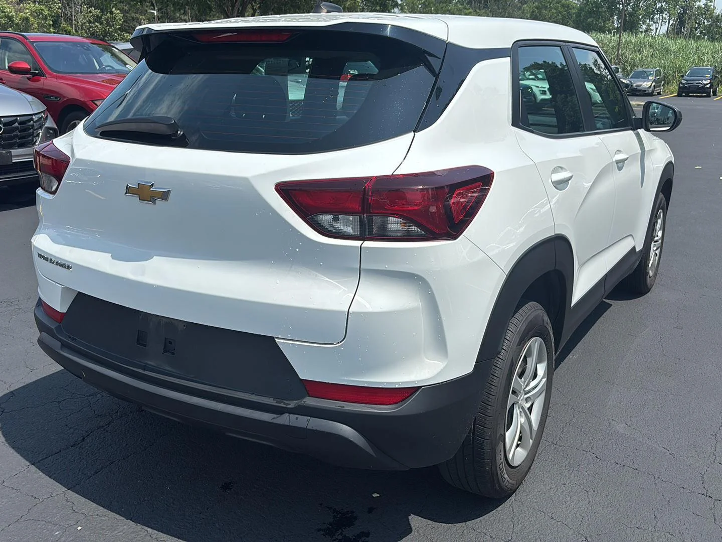 Used 2021 Summit White Chevrolet L image 6