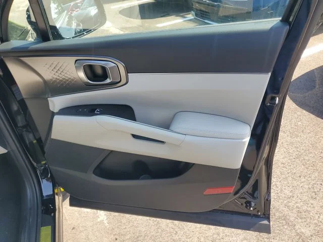 2025 Kia Sorento EX Hybrid - Photo 34