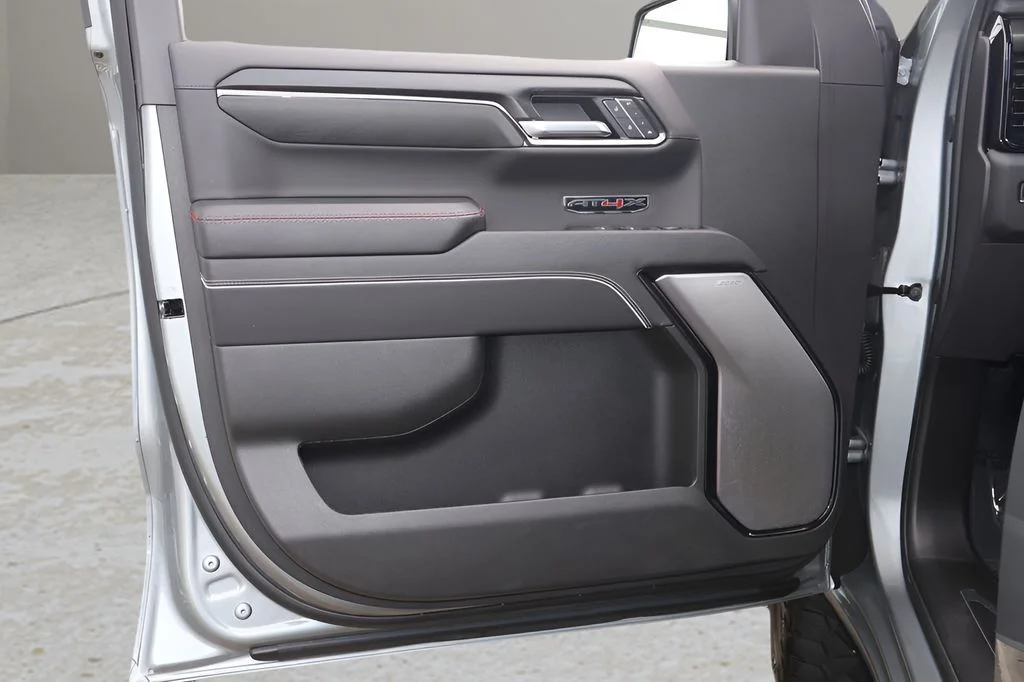 Used 2025 Silver GMC AT4X image 9