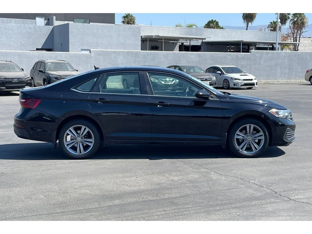Used 2023 Deep Black Pearl Volkswagen SE image 6