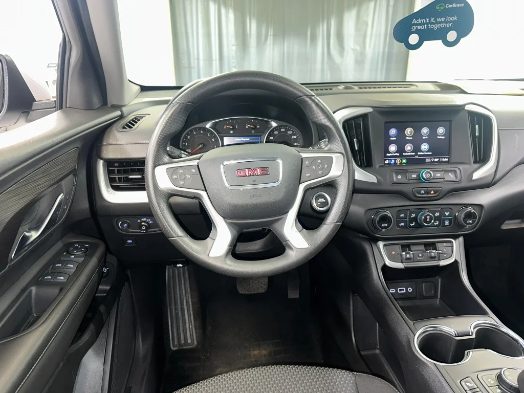 Used 2023 Summit White GMC SLE image 2