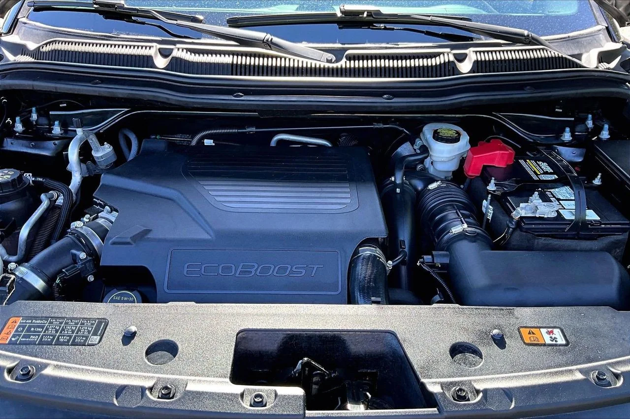 Certified Used 2018 Gray Ford Platinum image 38