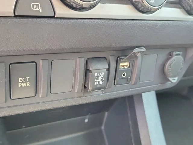 2019 Toyota Tacoma SR5 - Photo 32