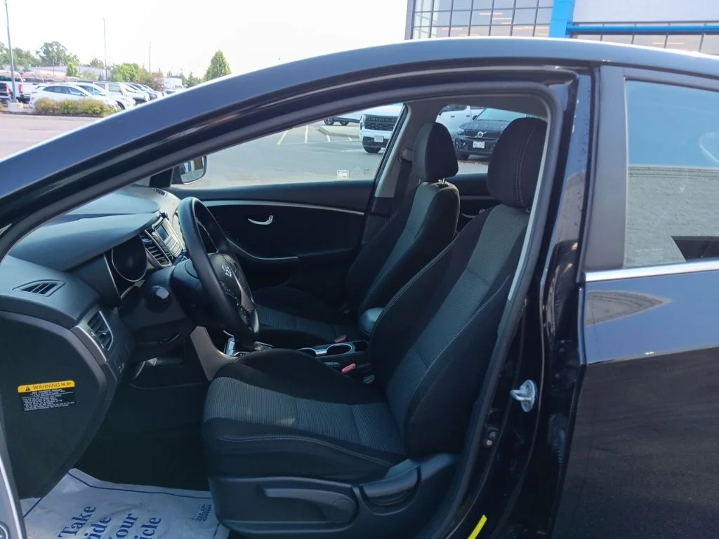 Used 2017 Black Noir Pearl Hyundai Base image 42