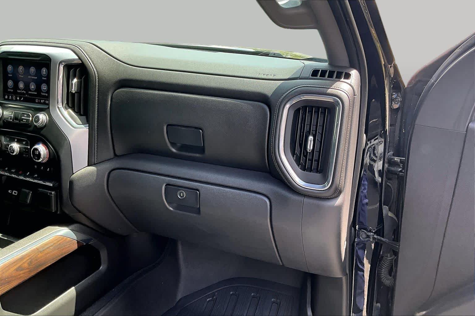 Used 2021 Onyx Black GMC SLT image 17