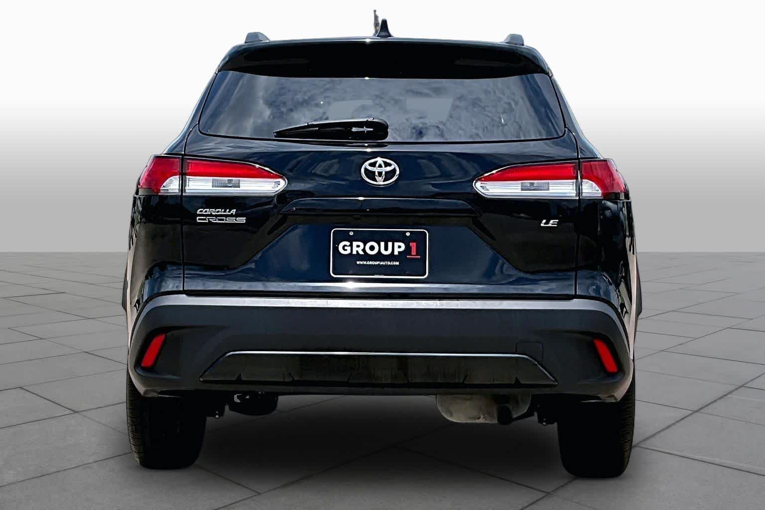 Used 2022 Jet Black Toyota LE image 5