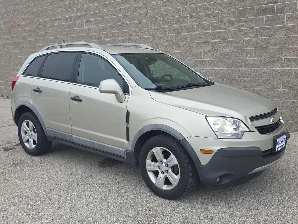 Used 2013 Gold Chevrolet 2LS image 14