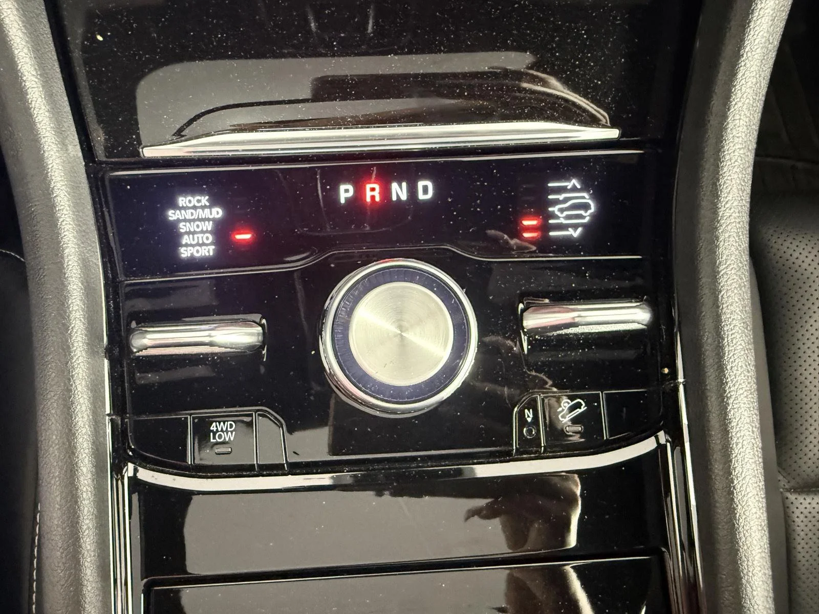 Used 2025 Silver Zynith Jeep Overland image 15