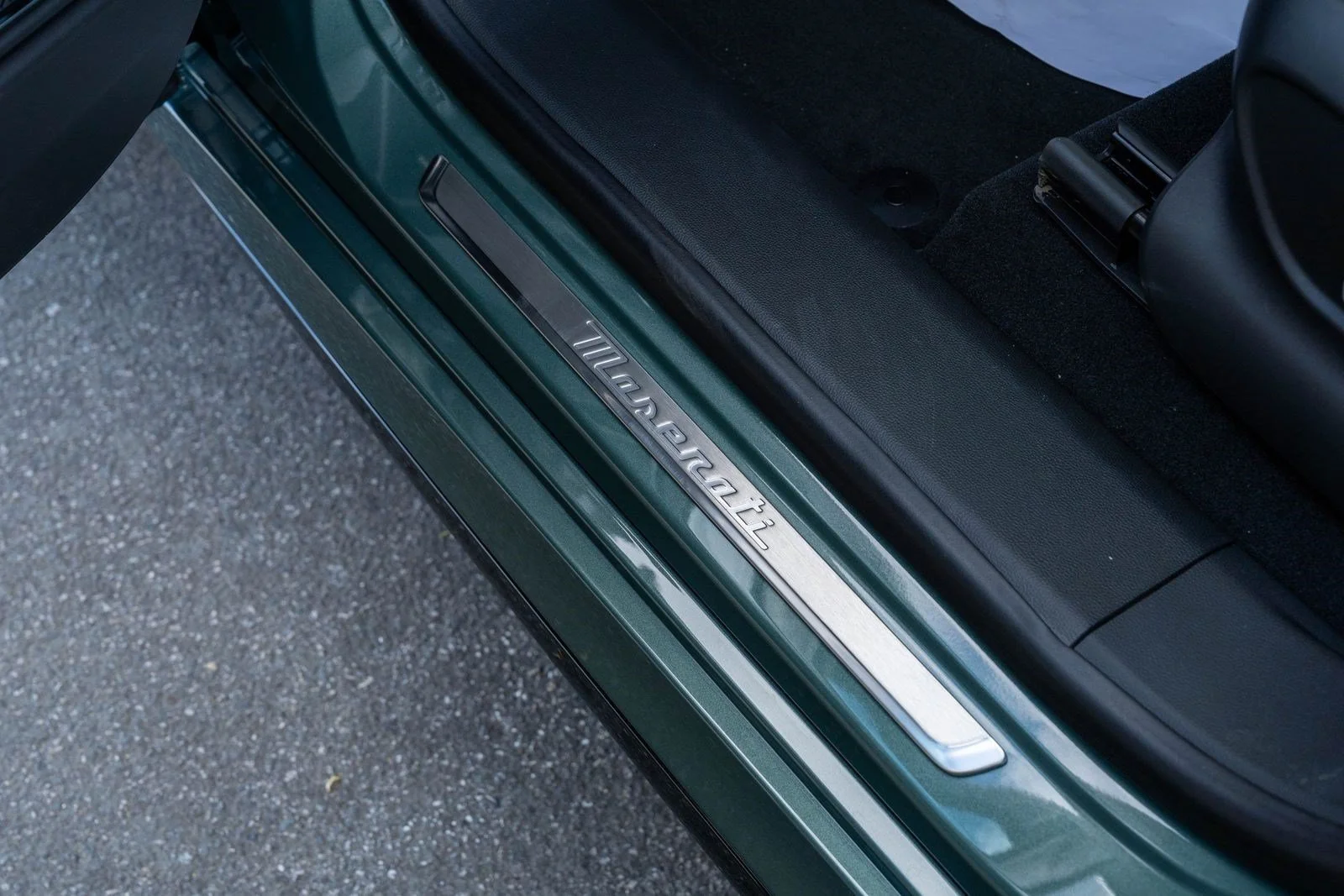 New 2026 Verde Royale Metallic Maserati Modena image 19