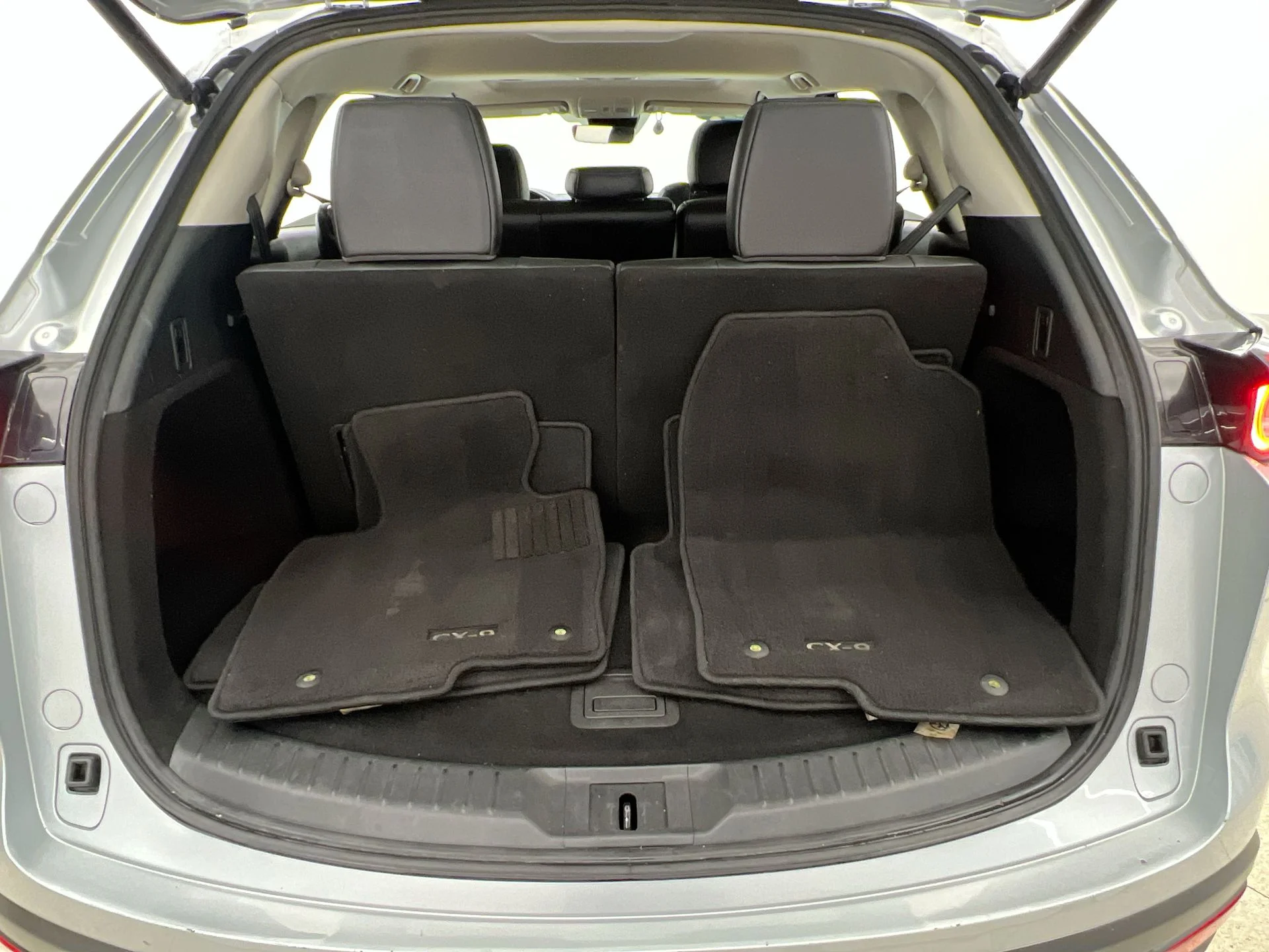 Used 2023 Silver Mazda Touring Plus image 38