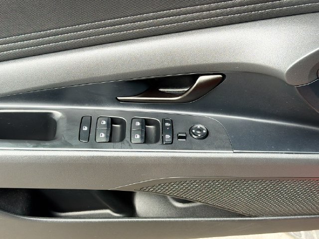 Used 2026 Red Hyundai SEL Sport image 18