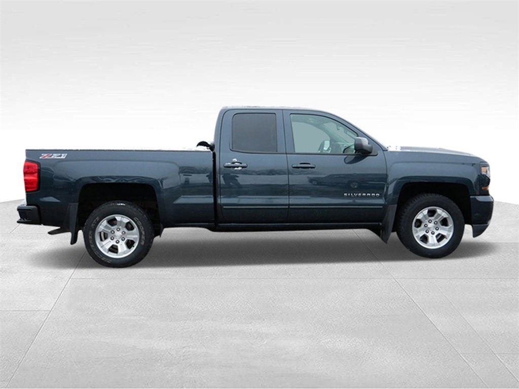 Certified 2017 Chevrolet Silverado 1500 LT with VIN 1GCVKREC0HZ208829 for sale in Inver Grove Heights, Minnesota