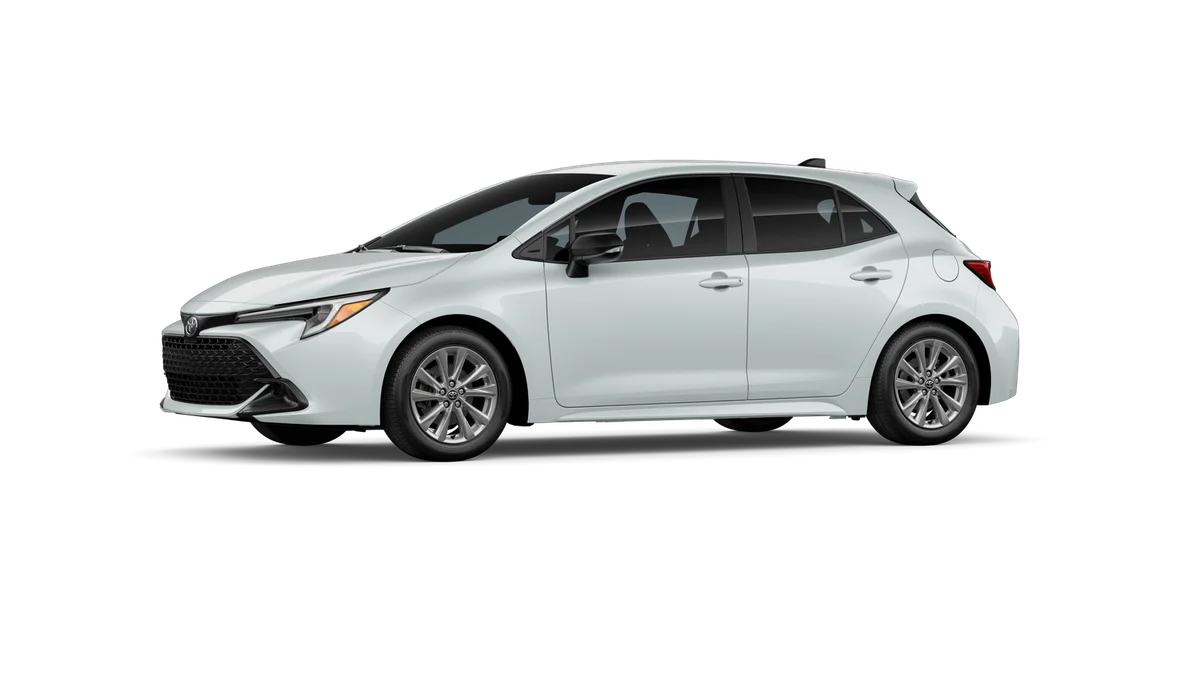 New 2026 Wind Chill Pearl Toyota SE image 3