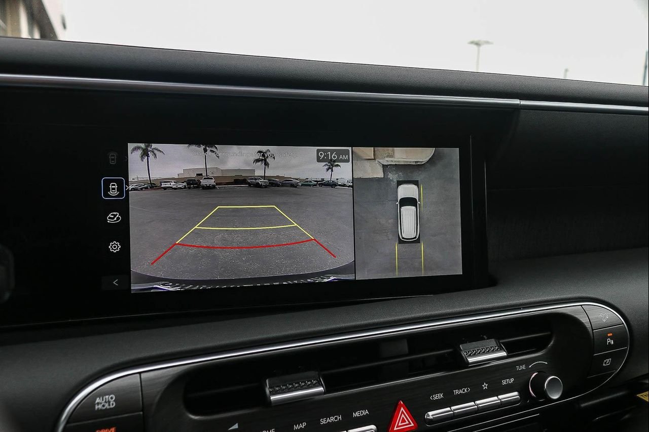 New 2026 Silver Hyundai SEL Premium image 55