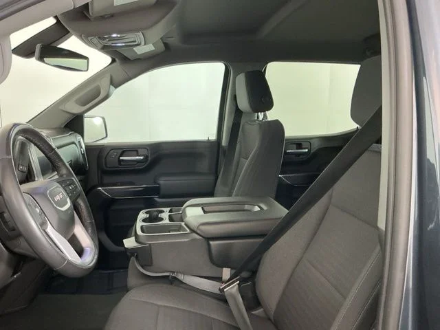 Used 2020 Blue GMC Elevation image 13