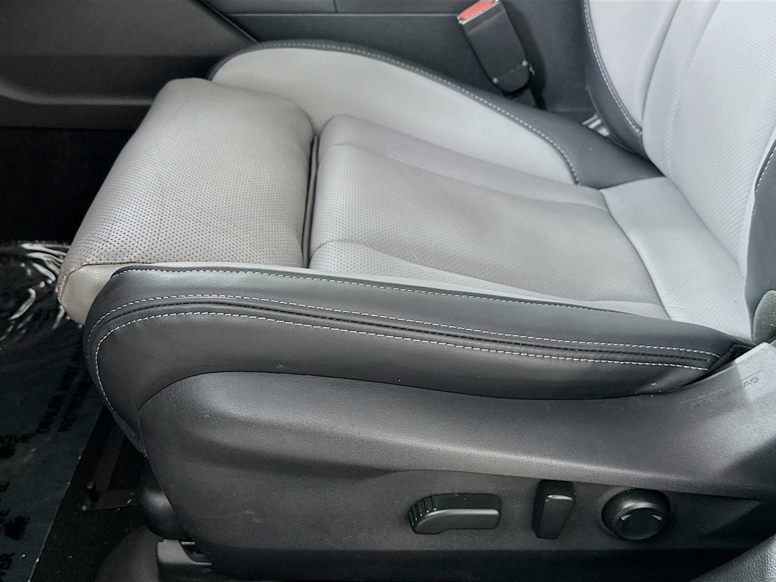 Used 2020 Magnetite Gray Metallic Subaru Limited XT image 17