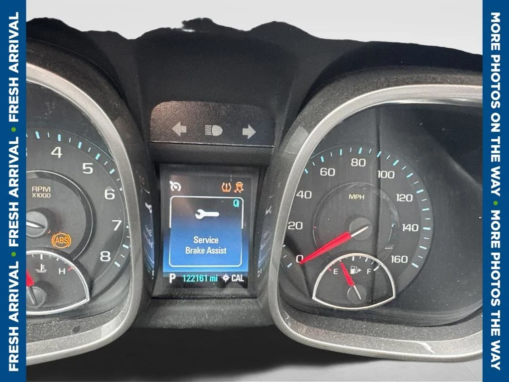 Used 2015 Silver Chevrolet LT image 1