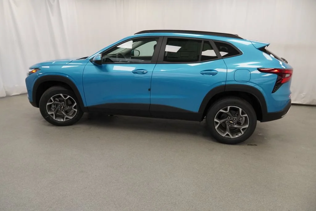 New 2026 Marina Blue Metallic Chevrolet LT image 37