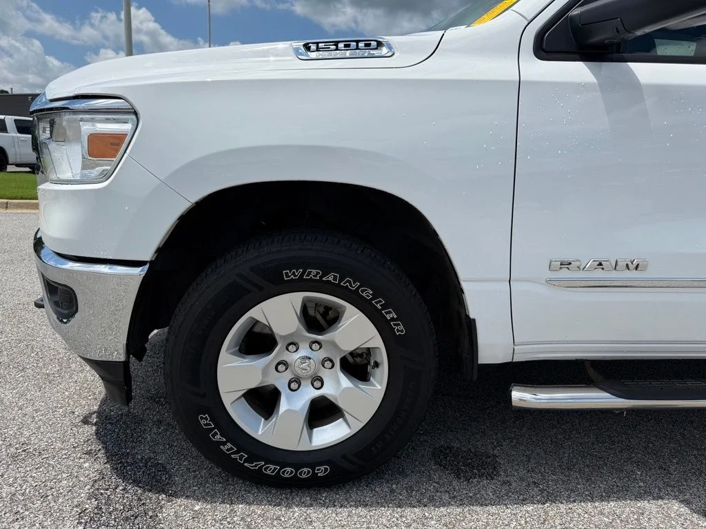 Used 2021 White Ram Big Horn/Lone Star image 21